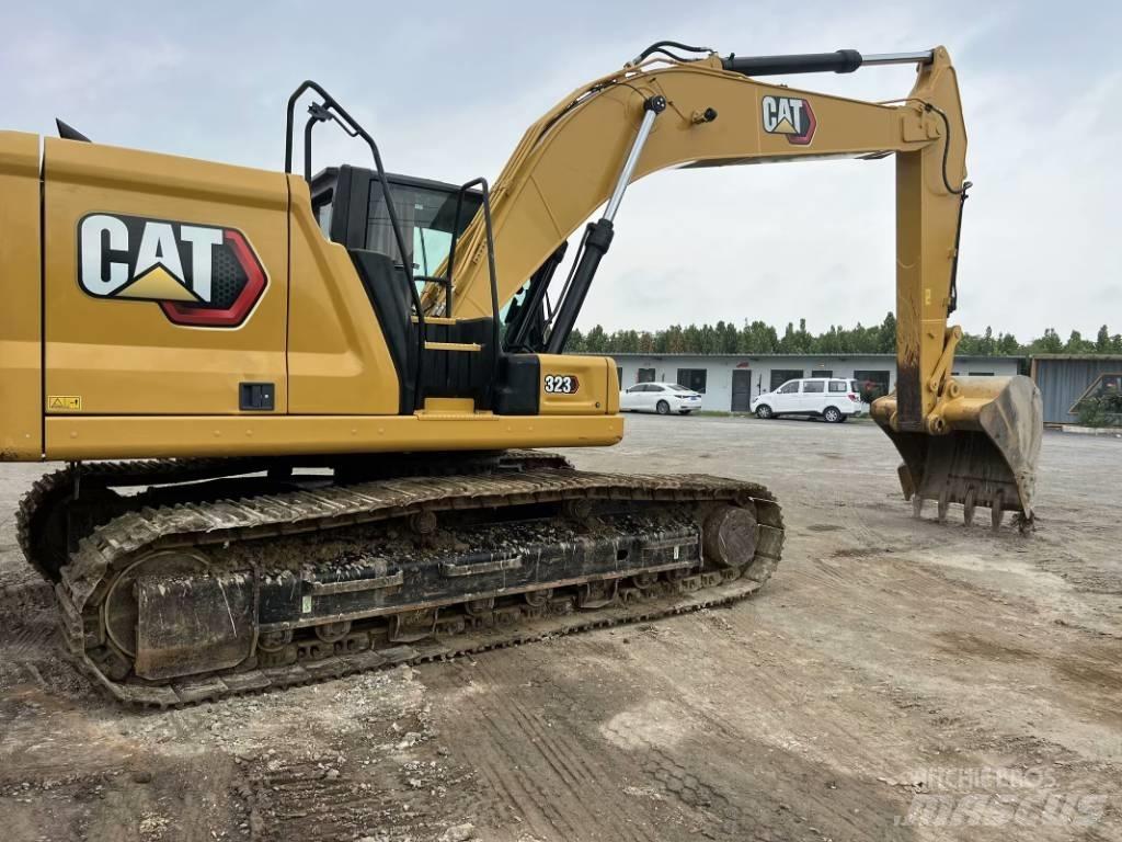 CAT 323 GC Гусеничные экскаваторы