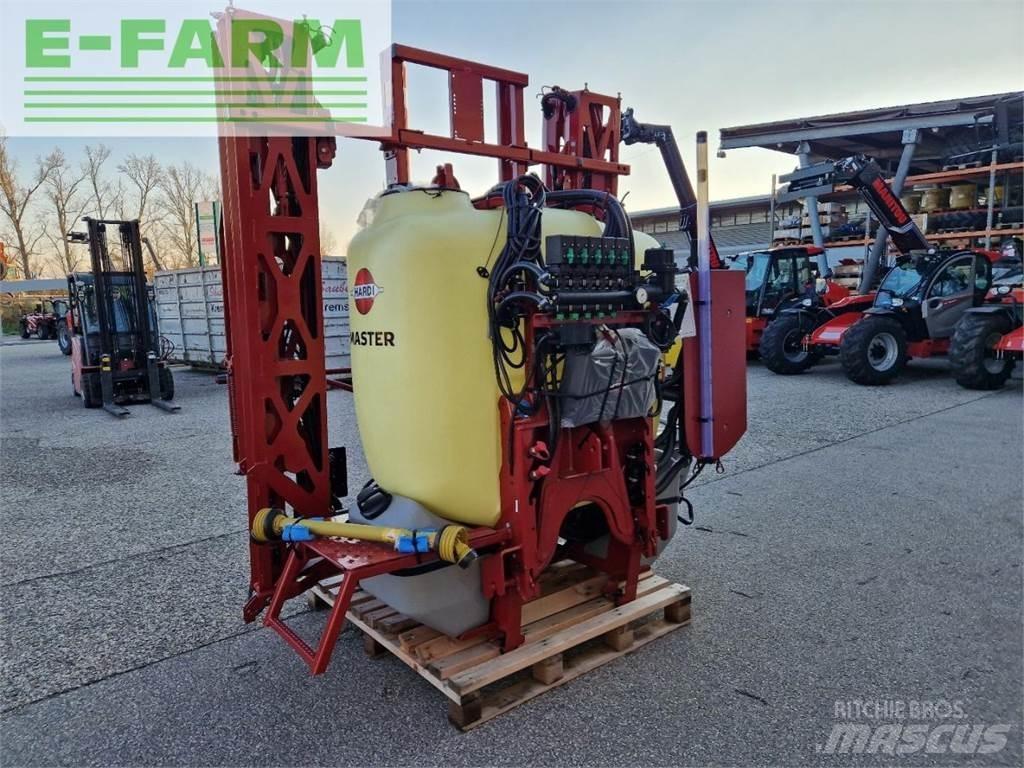 Hardi Master Прицепные опрыскиватели
