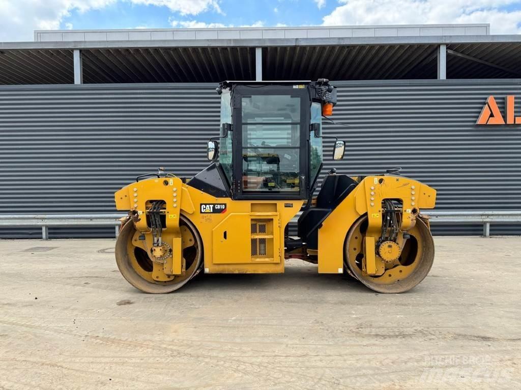 CAT CB10 Катки тротуарные