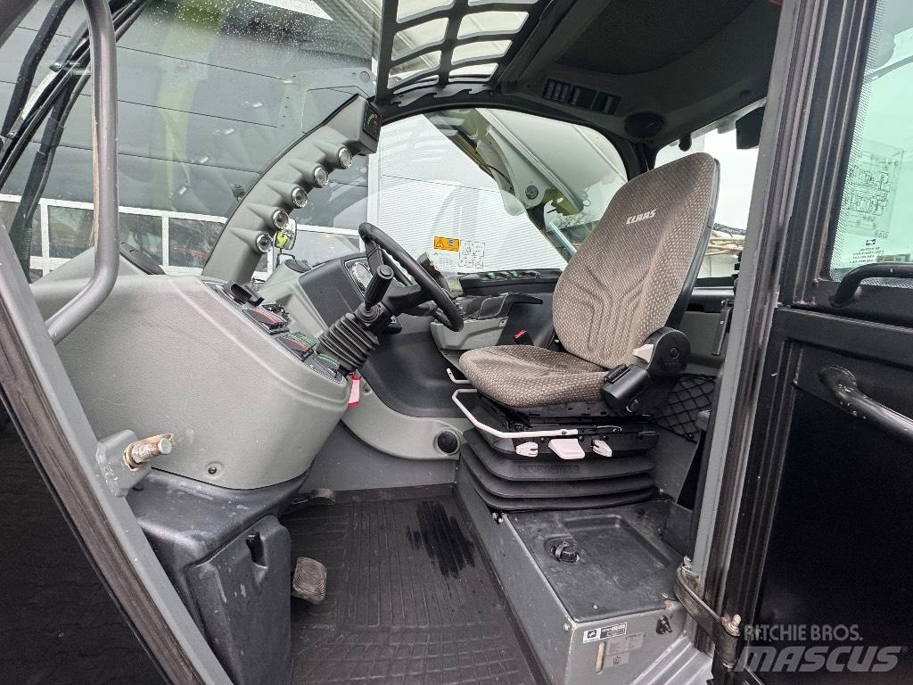 CLAAS Scorpion 7055 Телескопические погрузчики