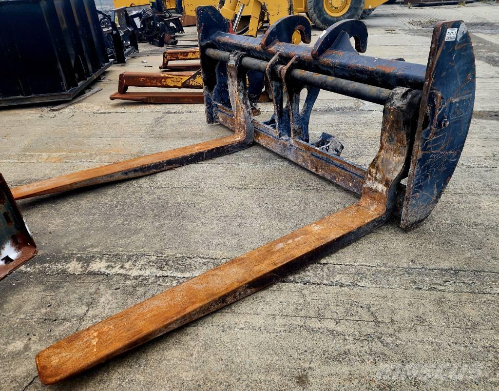 CAT Forks Паллетные вилы для фронтальных погрузчиков