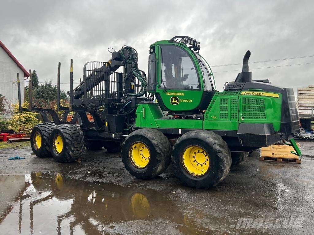 John Deere 1110G Форвардеры
