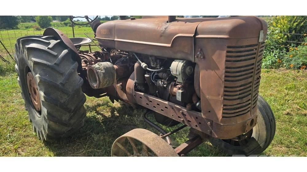 McCormick WD-6 Трактора