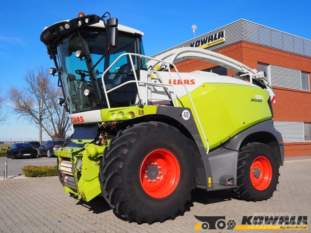 CLAAS Jaguar 930 Самоходные кормоуборочные комбайны