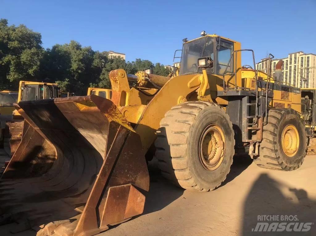 Komatsu WA 600-3 Фронтальные погрузчики