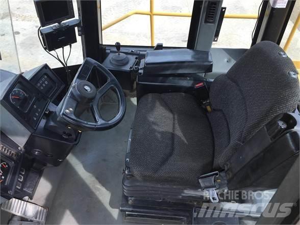 CAT 826G Уплотнители для закладки отходов