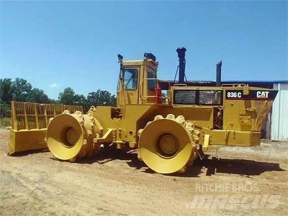 CAT 836C Уплотнители для закладки отходов