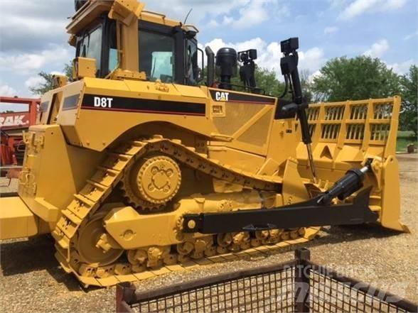 CAT D8T Гусеничные бульдозеры