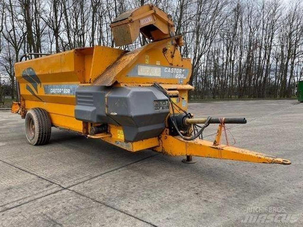 Lucas Castor 60R Тюковые пресс-подборщики