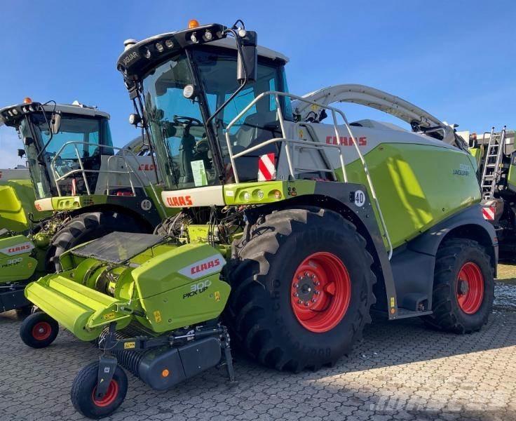 CLAAS JAGUAR 970 Самоходные кормоуборочные комбайны