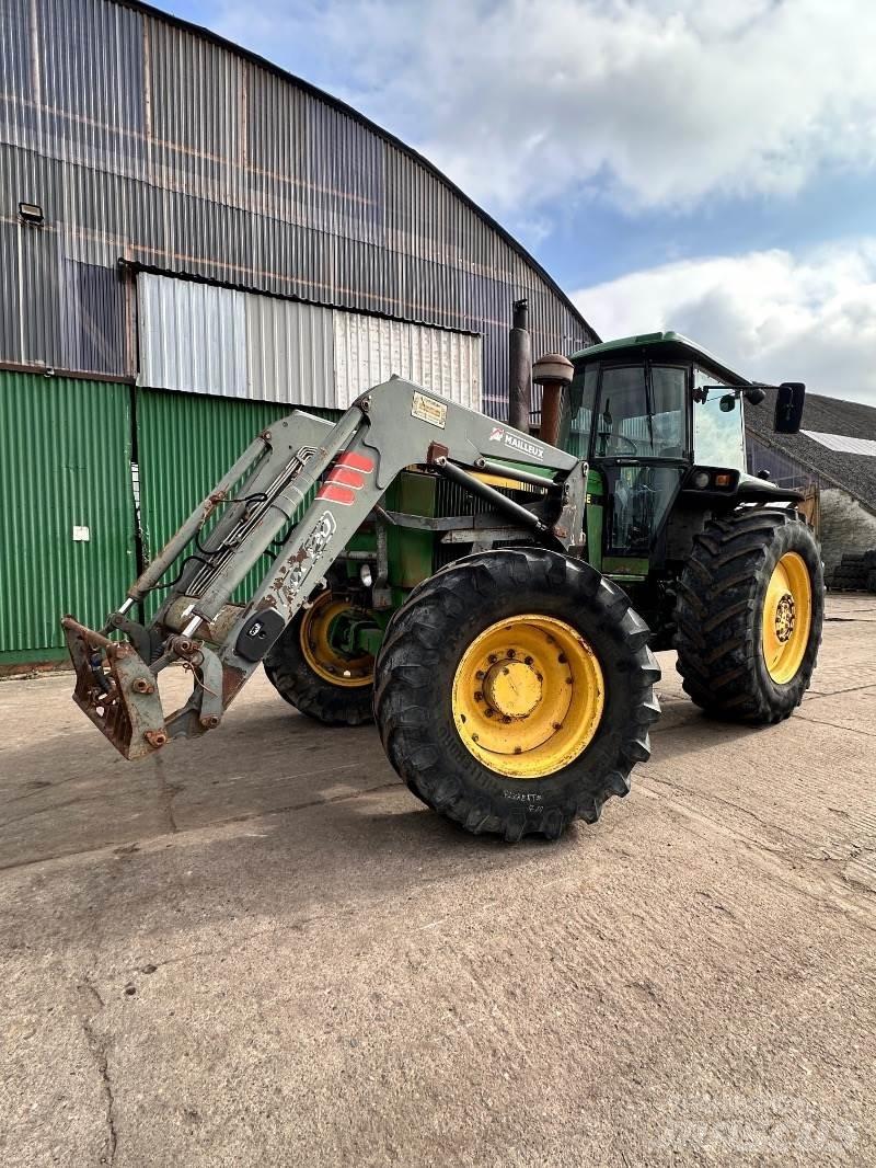 John Deere 4055 Трактора