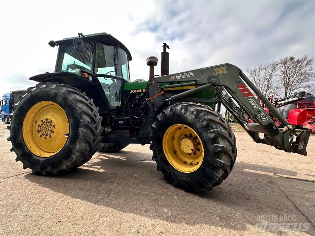 John Deere 4055 Трактора