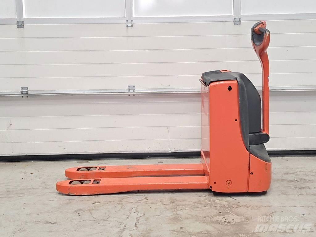 Linde T16 Ручные электрические тележки