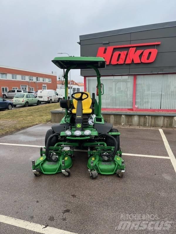John Deere 7400A Грубые косилки