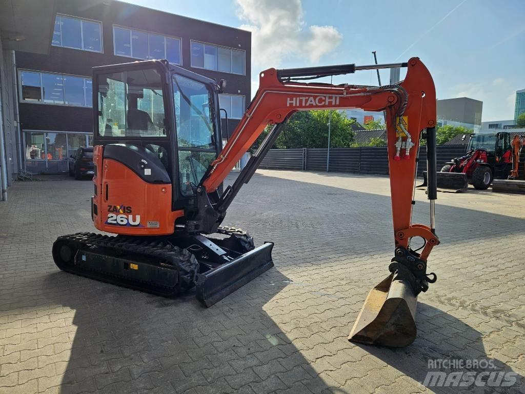 Hitachi ZX26U-6 Мини-экскаваторы