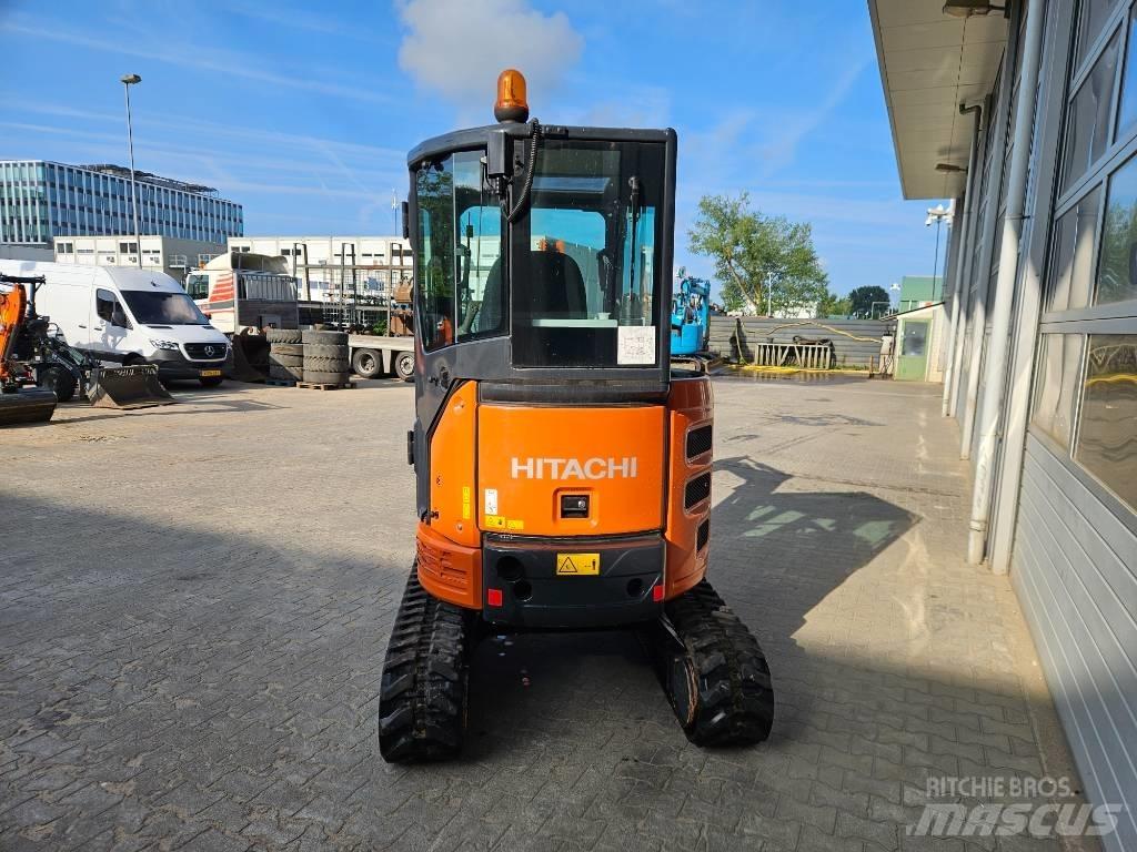 Hitachi ZX26U-6 Мини-экскаваторы