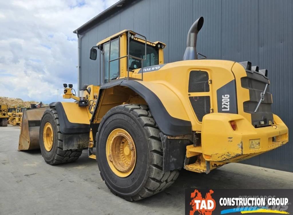 Volvo L 220 G Фронтальные погрузчики