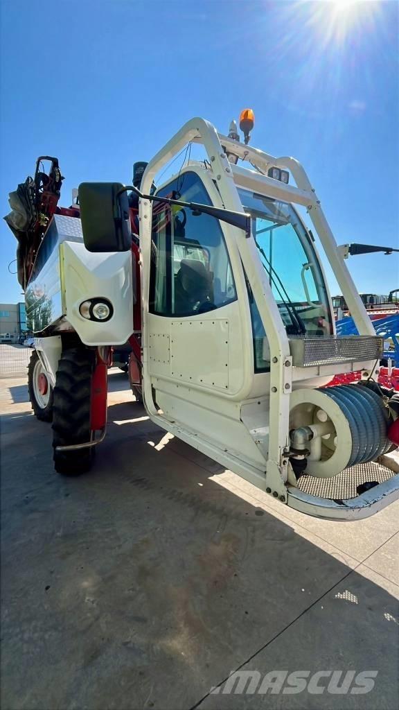  Finotto E170 Самоходные опрыскиватели