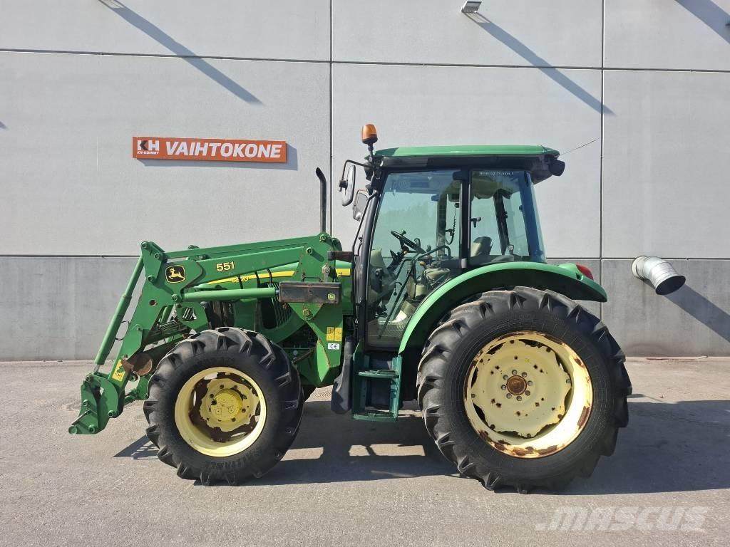 John Deere 5820 Трактора