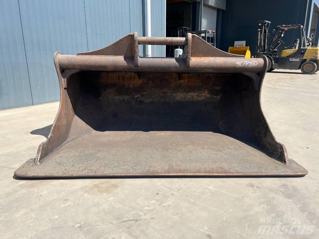 SMP S70 Ковши