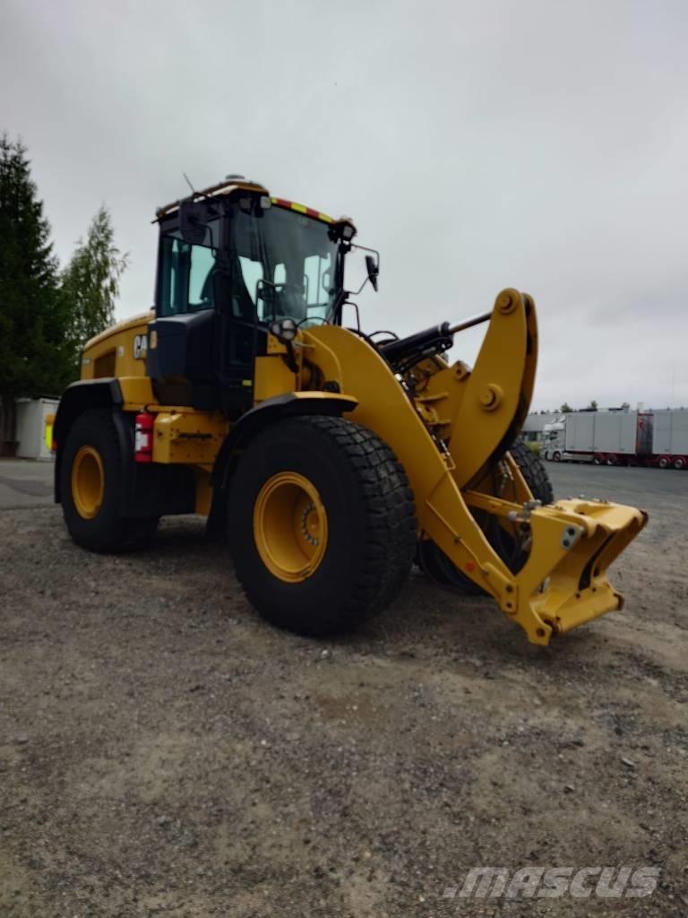 CAT 926M Фронтальные погрузчики