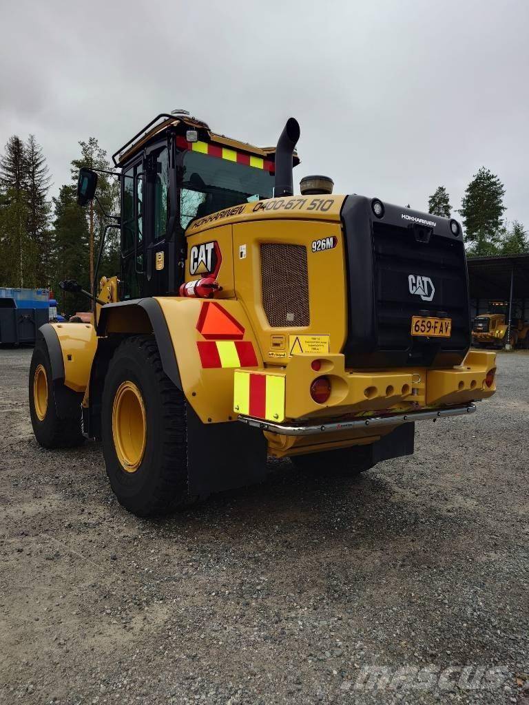 CAT 926M Фронтальные погрузчики