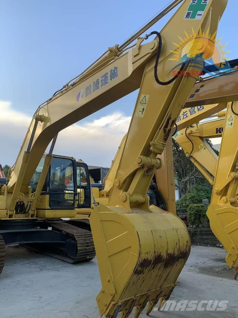 Komatsu PC 220 Гусеничные экскаваторы