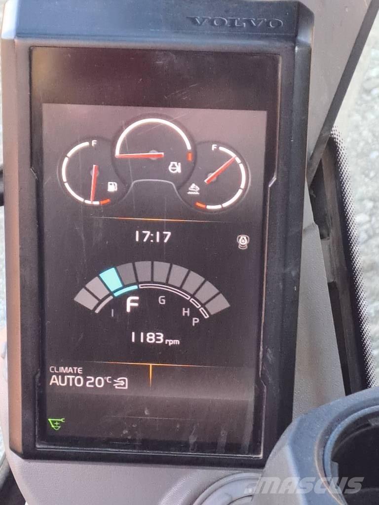 Volvo ECR235EL Гусеничные экскаваторы