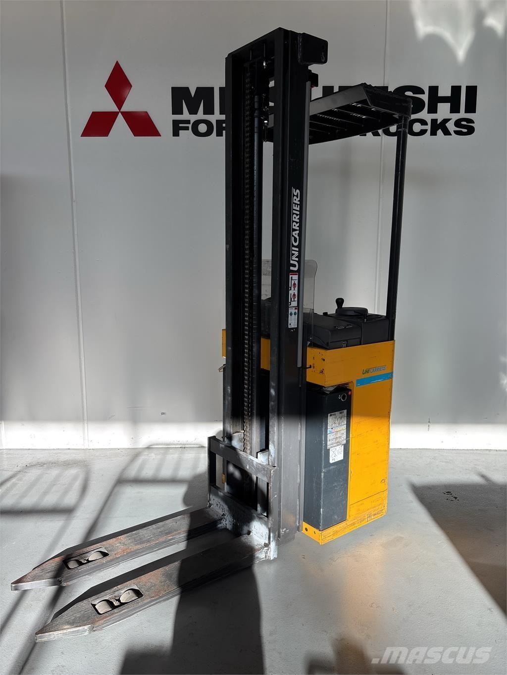 Atlet A160 Самоходные электроштабелёры