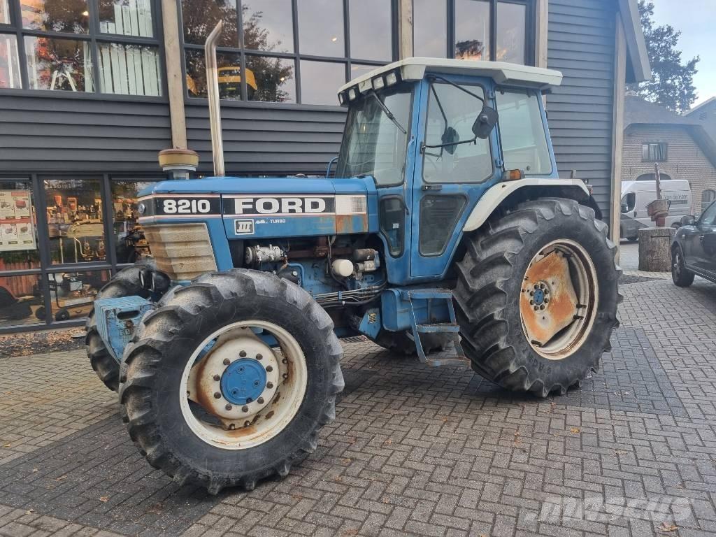 Ford 8210 Трактора
