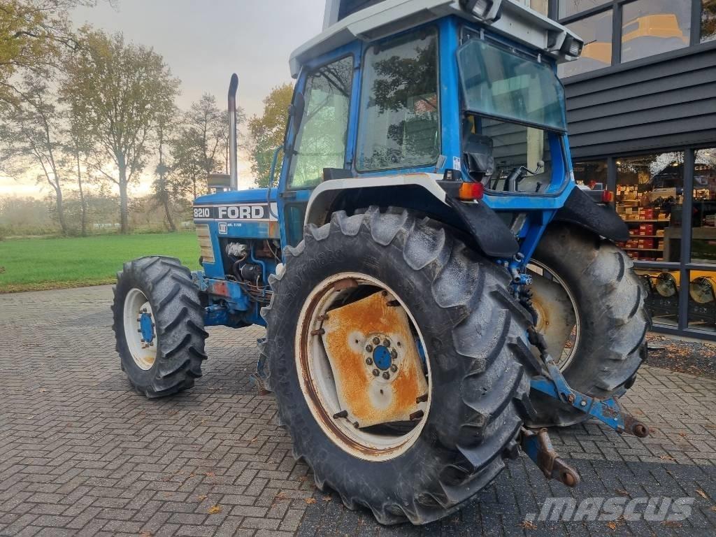 Ford 8210 Трактора