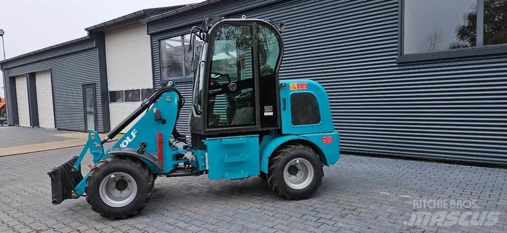 Wolf R906 Фронтальные погрузчики