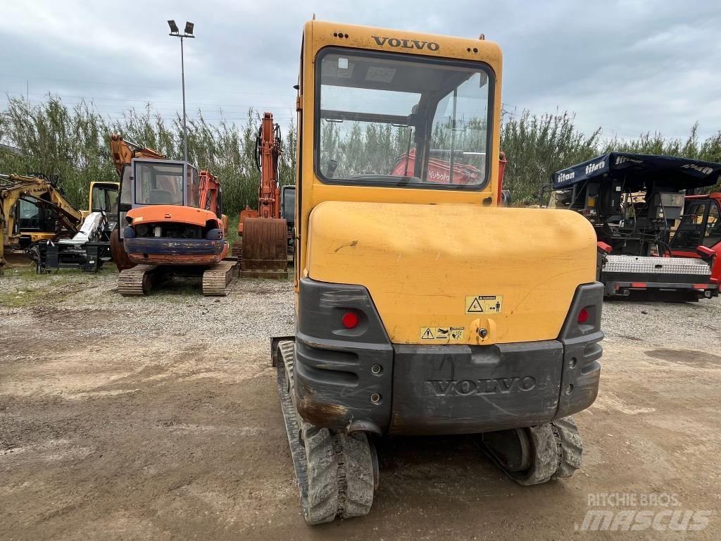 Volvo EC 25 Мини-экскаваторы