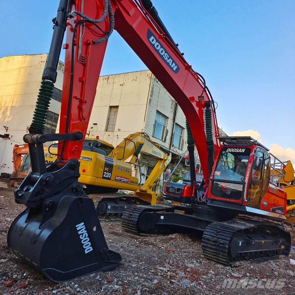 Doosan DX 300 LC Гусеничные экскаваторы