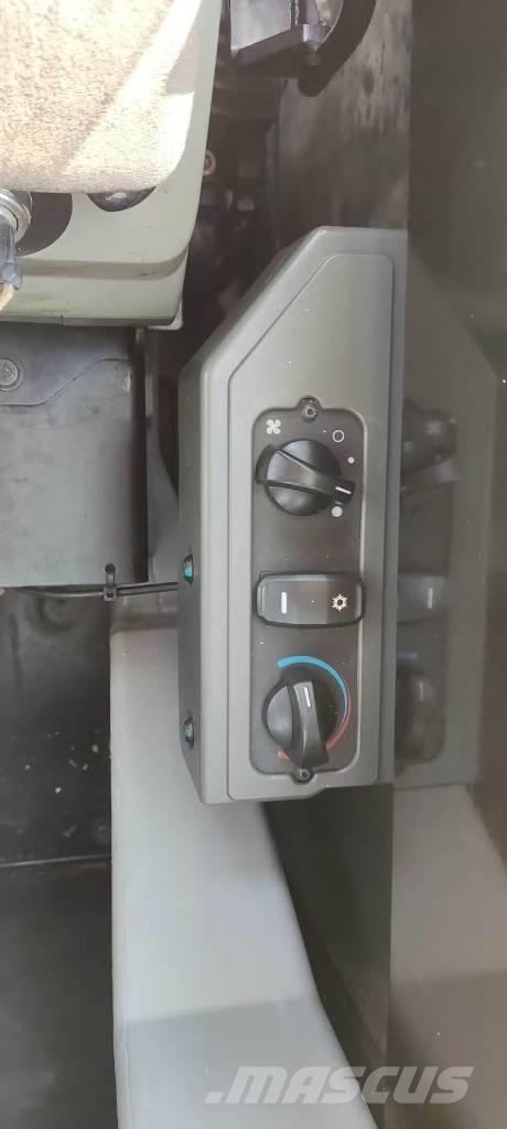CAT 305.5 E2 Мини-экскаваторы