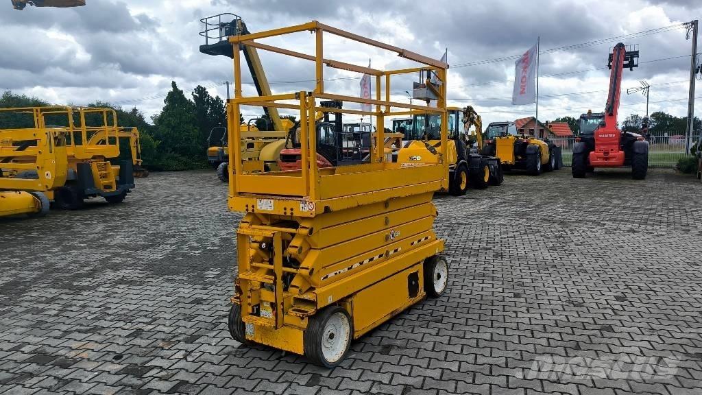SkyJack SJ III 3226 Ножничные подъемники