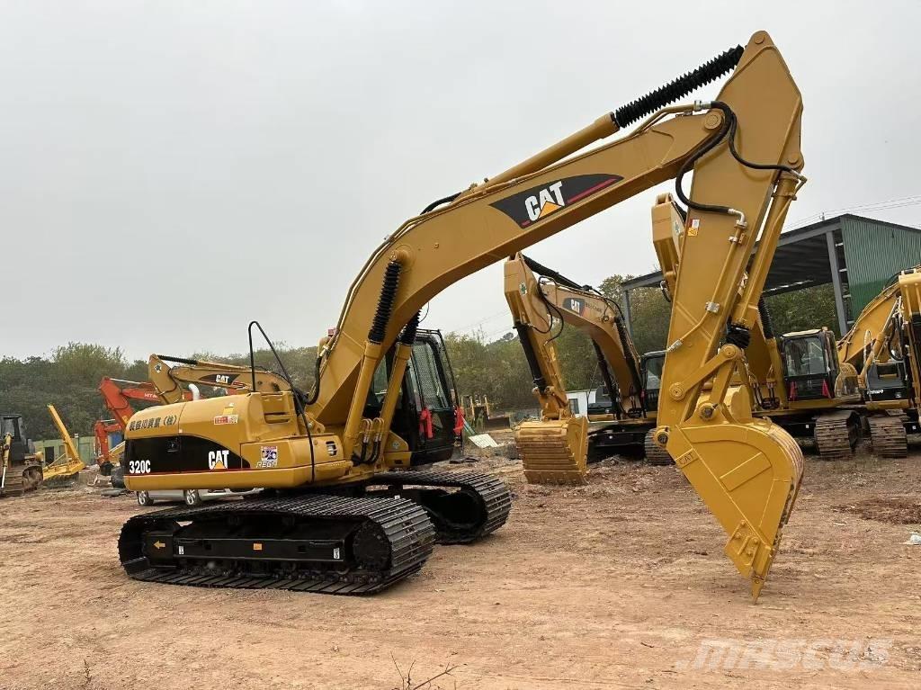 CAT 320C Гусеничные экскаваторы