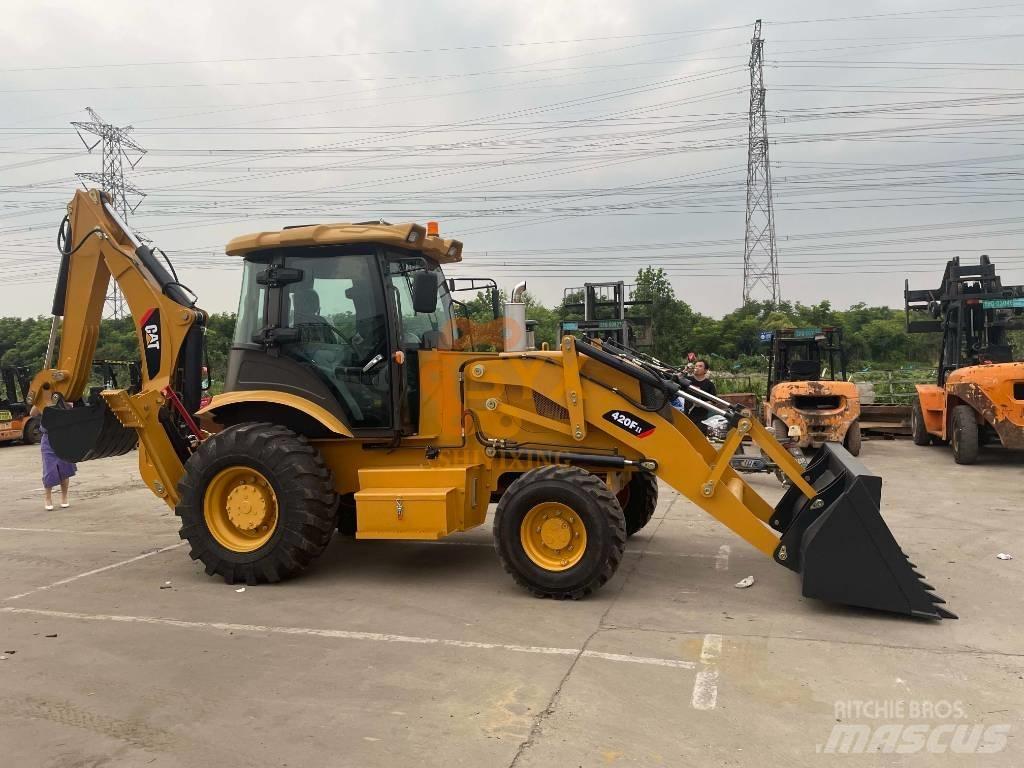 CAT 420 F Экскаваторы-погрузчики