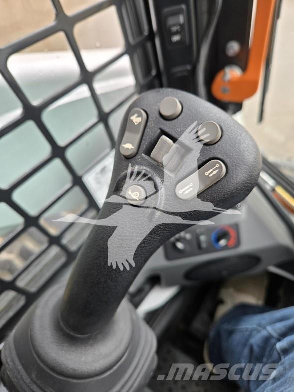 Bobcat S650 Мини-погрузчики