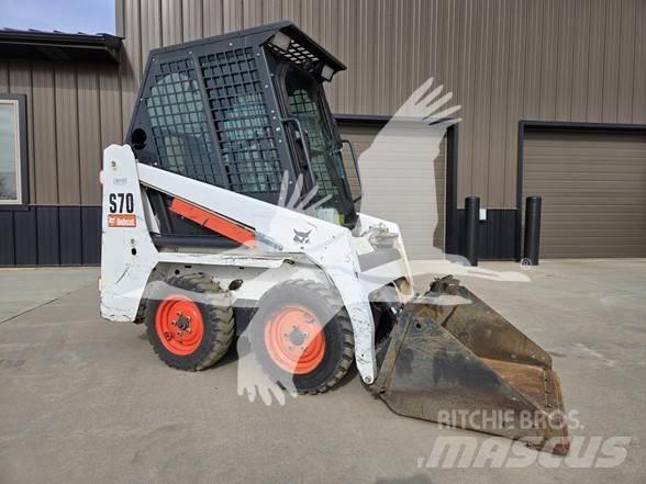 Bobcat S70 Мини-погрузчики