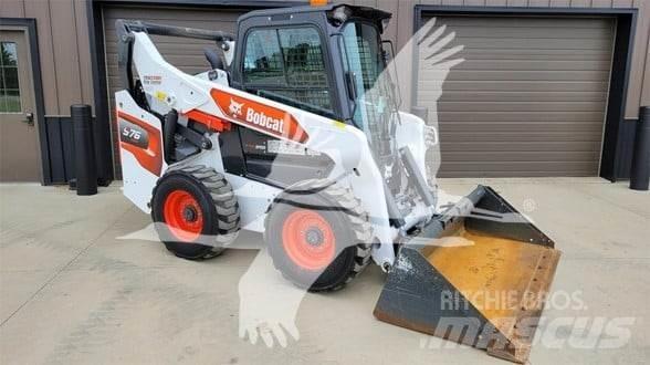 Bobcat S76 Мини-погрузчики