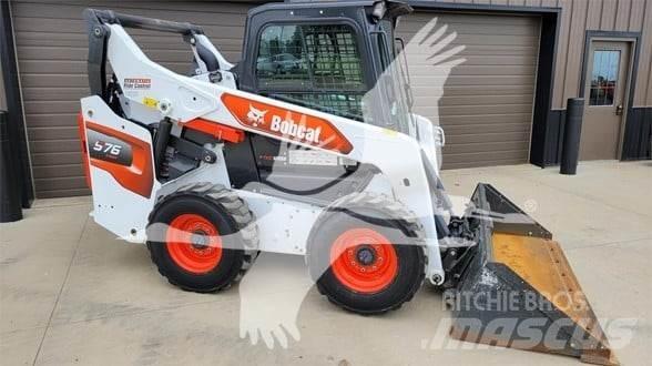 Bobcat S76 Мини-погрузчики