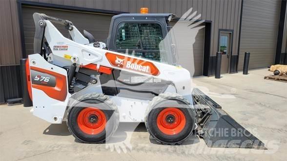 Bobcat S76 Мини-погрузчики