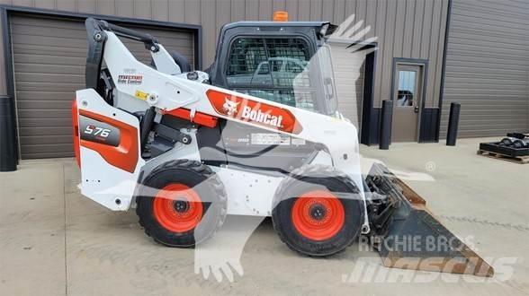 Bobcat S76 Мини-погрузчики