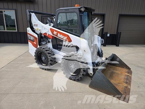 Bobcat S76 Мини-погрузчики