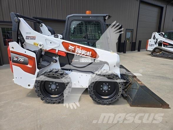 Bobcat S76 Мини-погрузчики