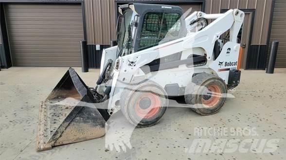 Bobcat S850 Мини-погрузчики