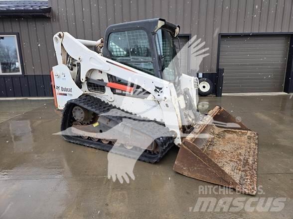 Bobcat T750 Мини-погрузчики