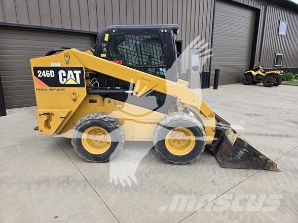 CAT 246D Мини-погрузчики