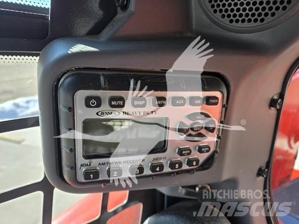 Kubota SSV75 Мини-погрузчики